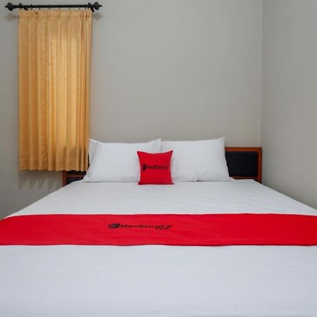 Reddoorz Near Kampus Ump Purwokerto 2 Hotell Sumbang Exteriör bild