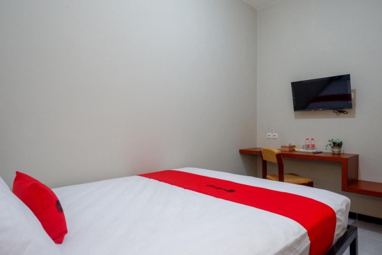 Reddoorz Near Kampus Ump Purwokerto 2 Hotell Sumbang Exteriör bild