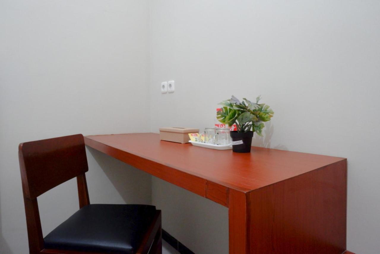 Reddoorz Near Kampus Ump Purwokerto 2 Hotell Sumbang Exteriör bild