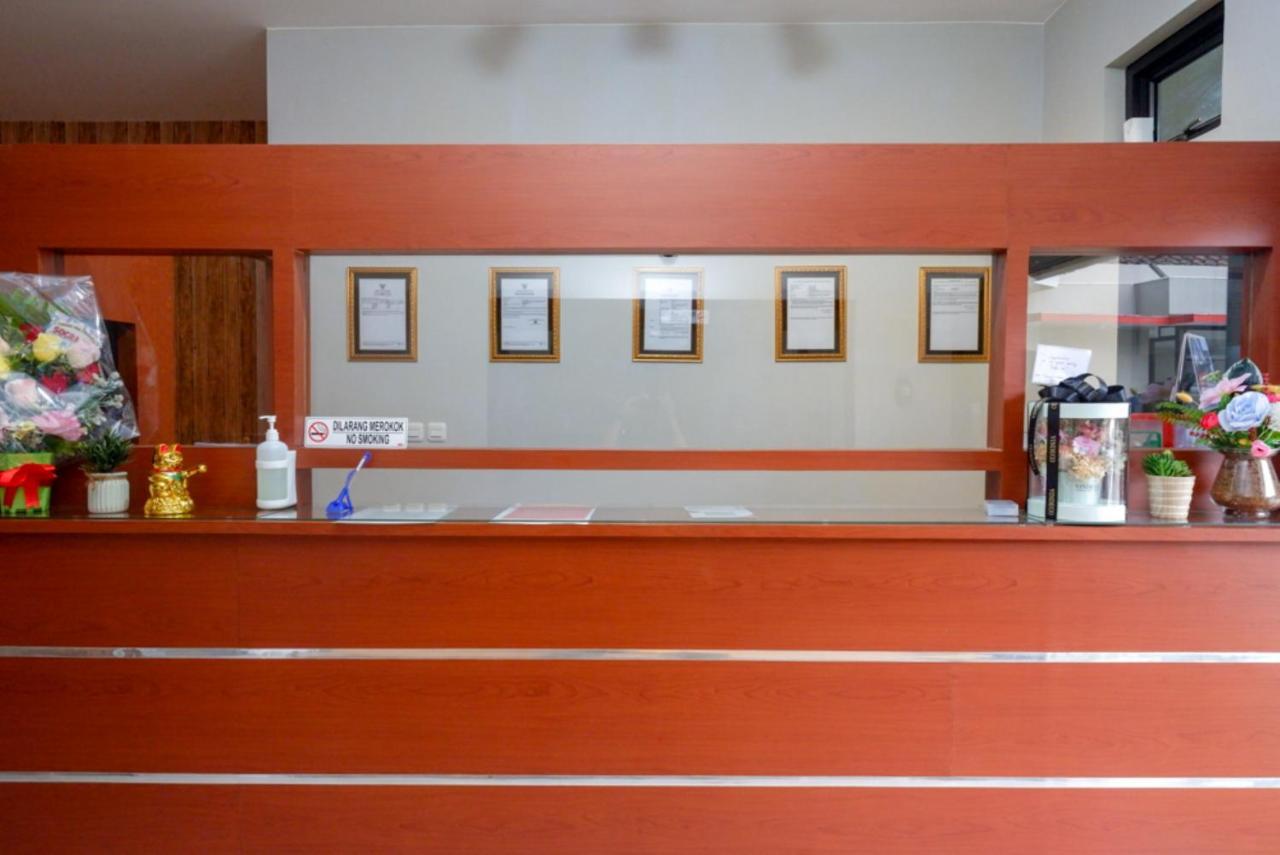 Reddoorz Near Kampus Ump Purwokerto 2 Hotell Sumbang Exteriör bild
