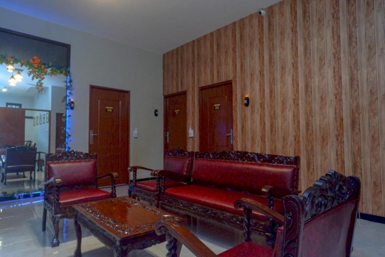 Reddoorz Near Kampus Ump Purwokerto 2 Hotell Sumbang Exteriör bild