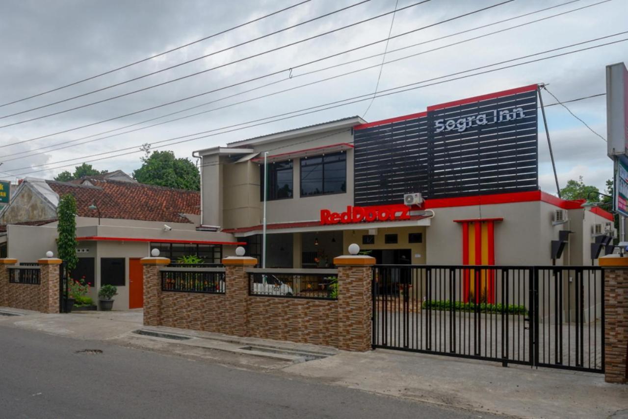 Reddoorz Near Kampus Ump Purwokerto 2 Hotell Sumbang Exteriör bild