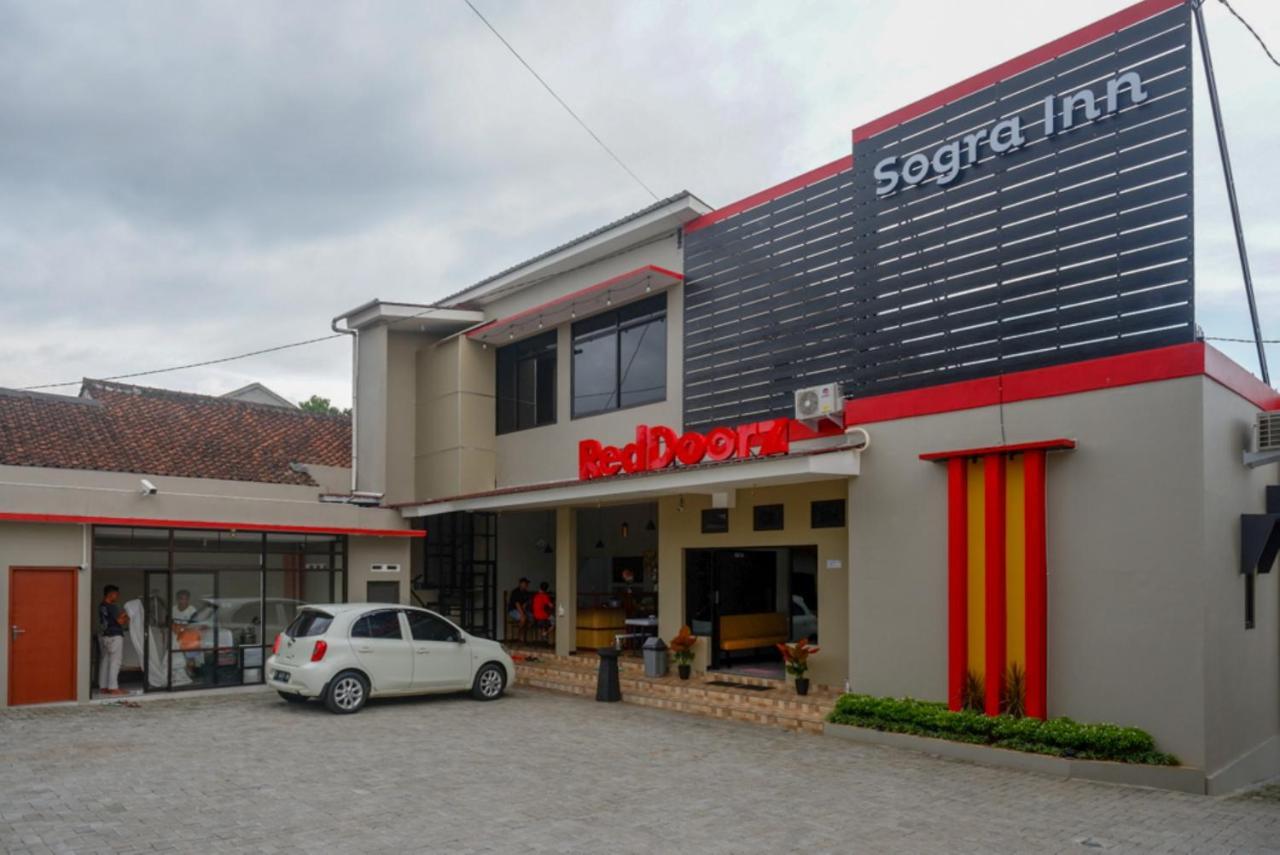 Reddoorz Near Kampus Ump Purwokerto 2 Hotell Sumbang Exteriör bild